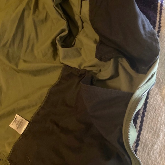 Men's Columbia Jacket - Picture 9 of 11